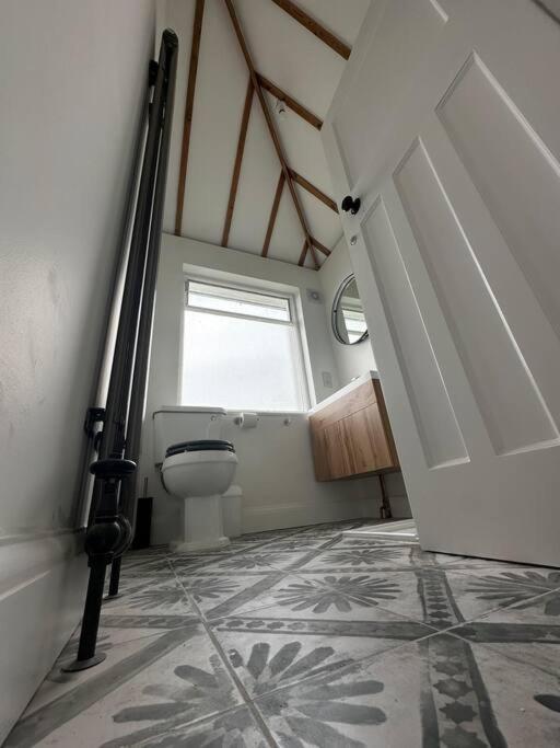 Stylish Unique 3 Bedroom House Χέιστινγκς Εξωτερικό φωτογραφία