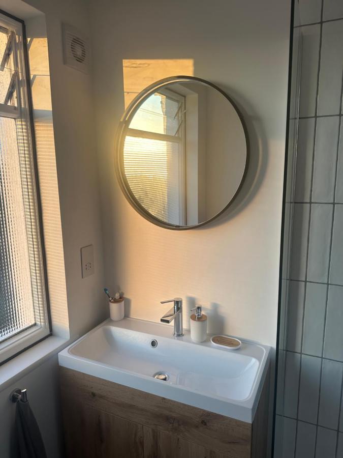 Stylish Unique 3 Bedroom House Χέιστινγκς Εξωτερικό φωτογραφία